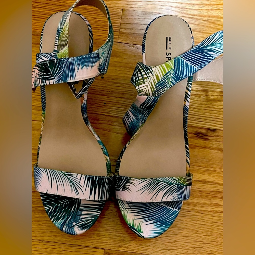 “Call it Spring” Wedges in tropical colors - pink with green leaves